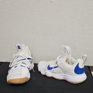 Nike Men's White and Blue Athletic Shoes